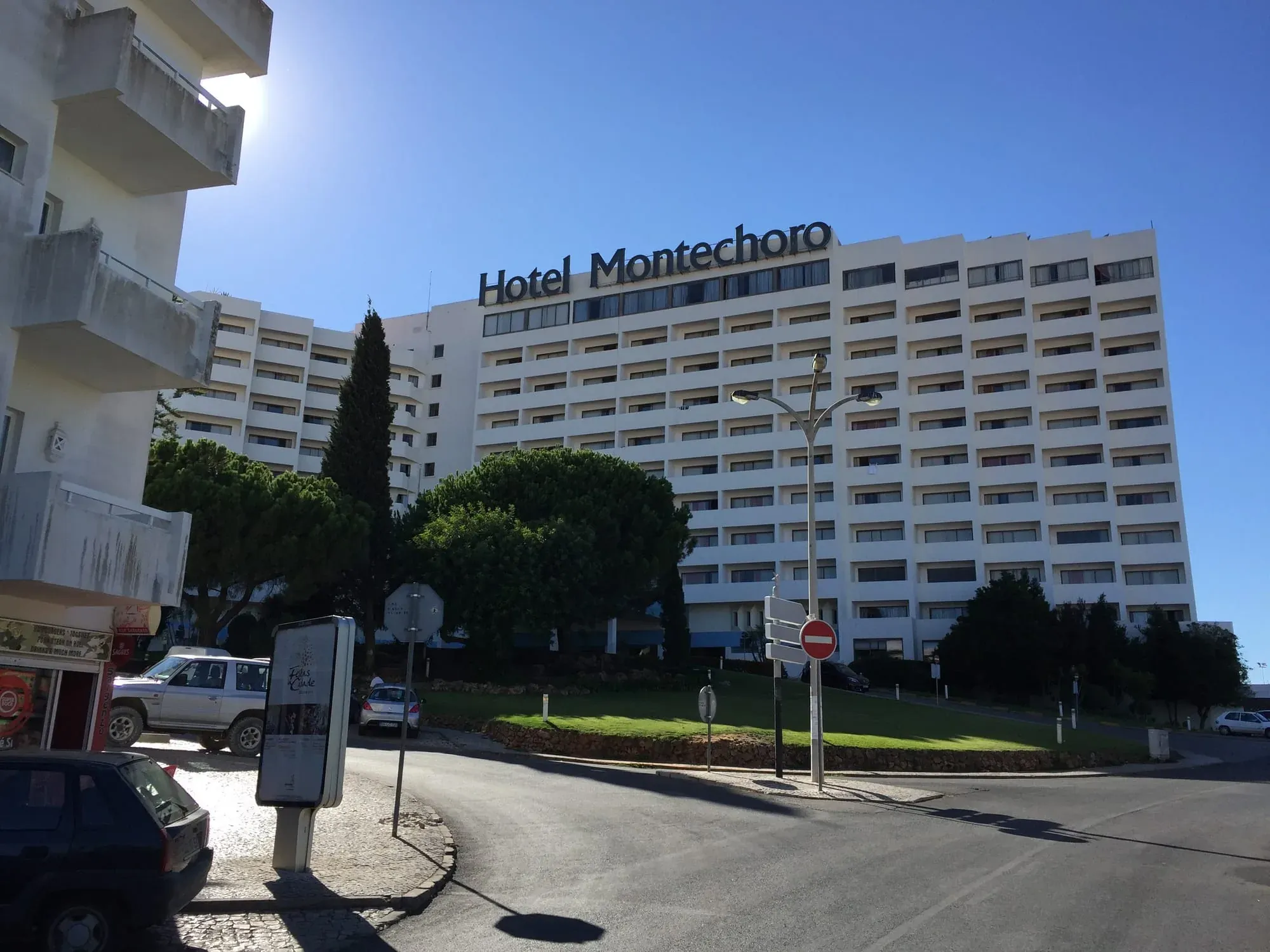 Modern white Hotel Montechoro building with multiple floors and balconies