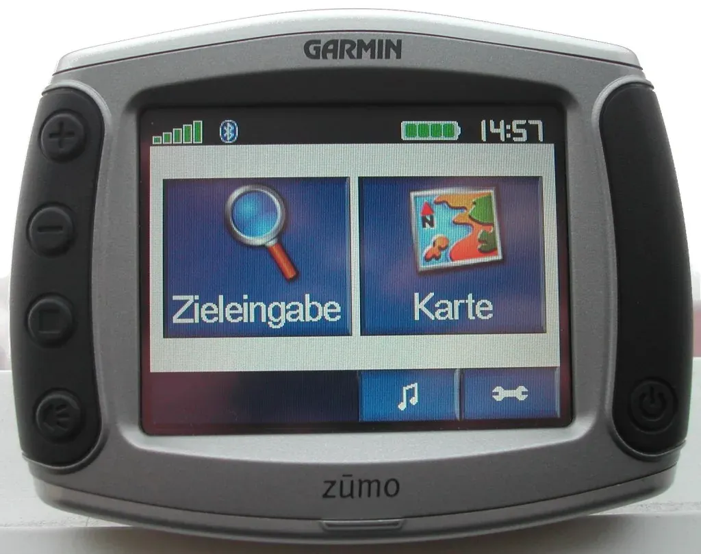 Garmin Zūmo 550 motorcycle GPS mounted on handlebars