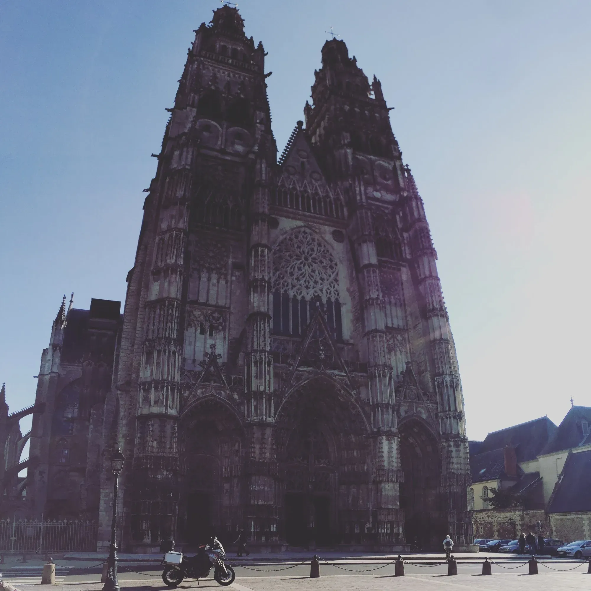 Gothic cathedral with twin towers, Cathédrale