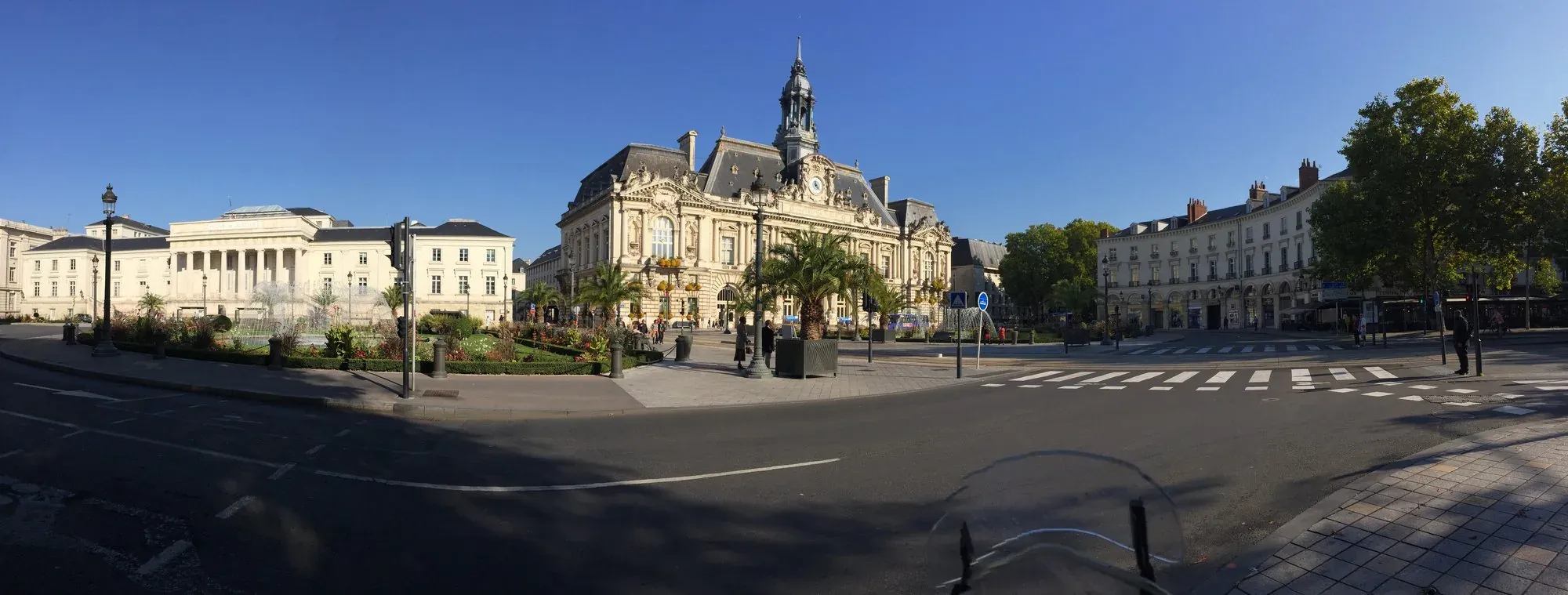 Town hall and square in Grammont, Le Mans
