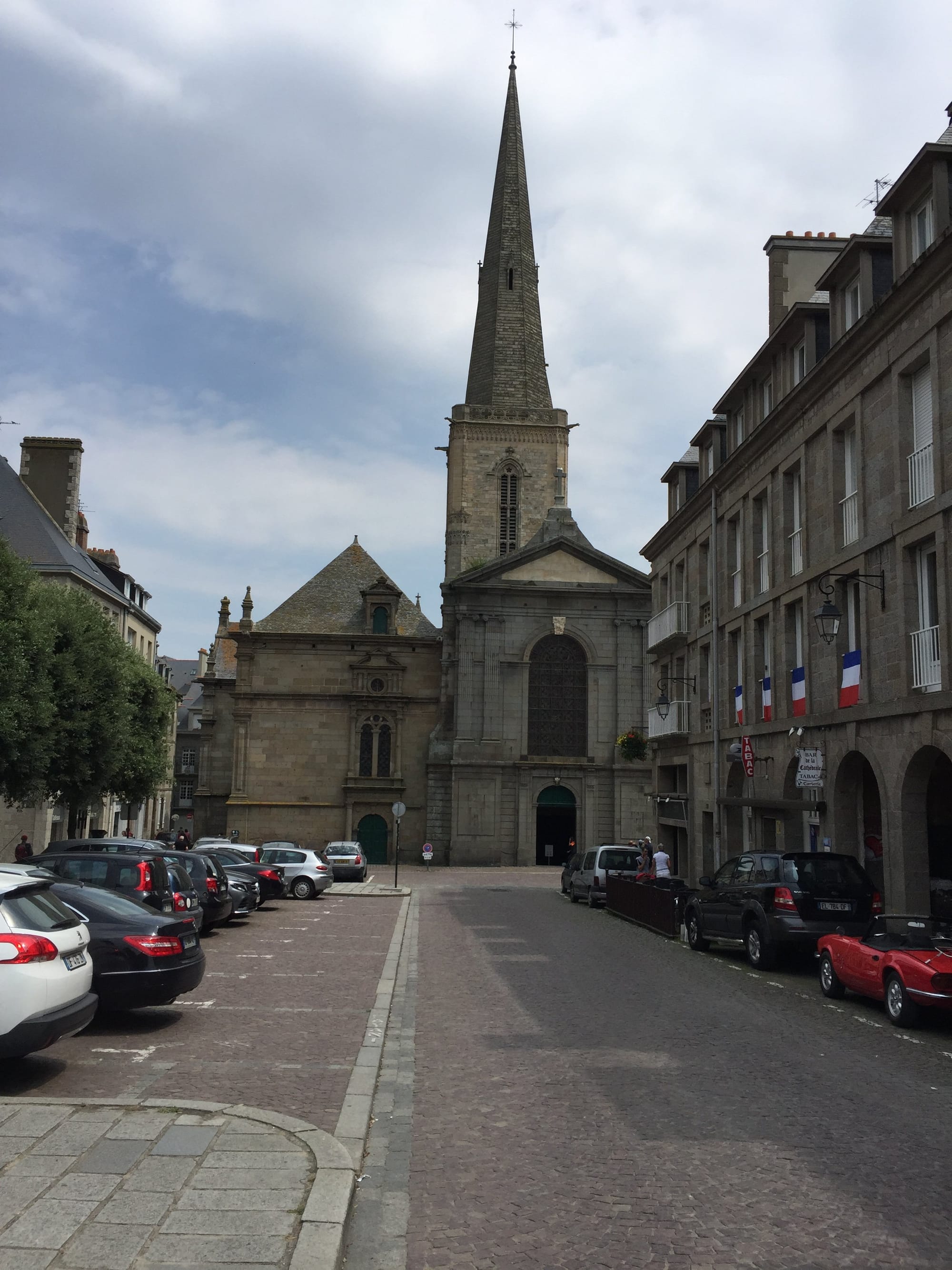 Church spire rises above Intra-Muros square