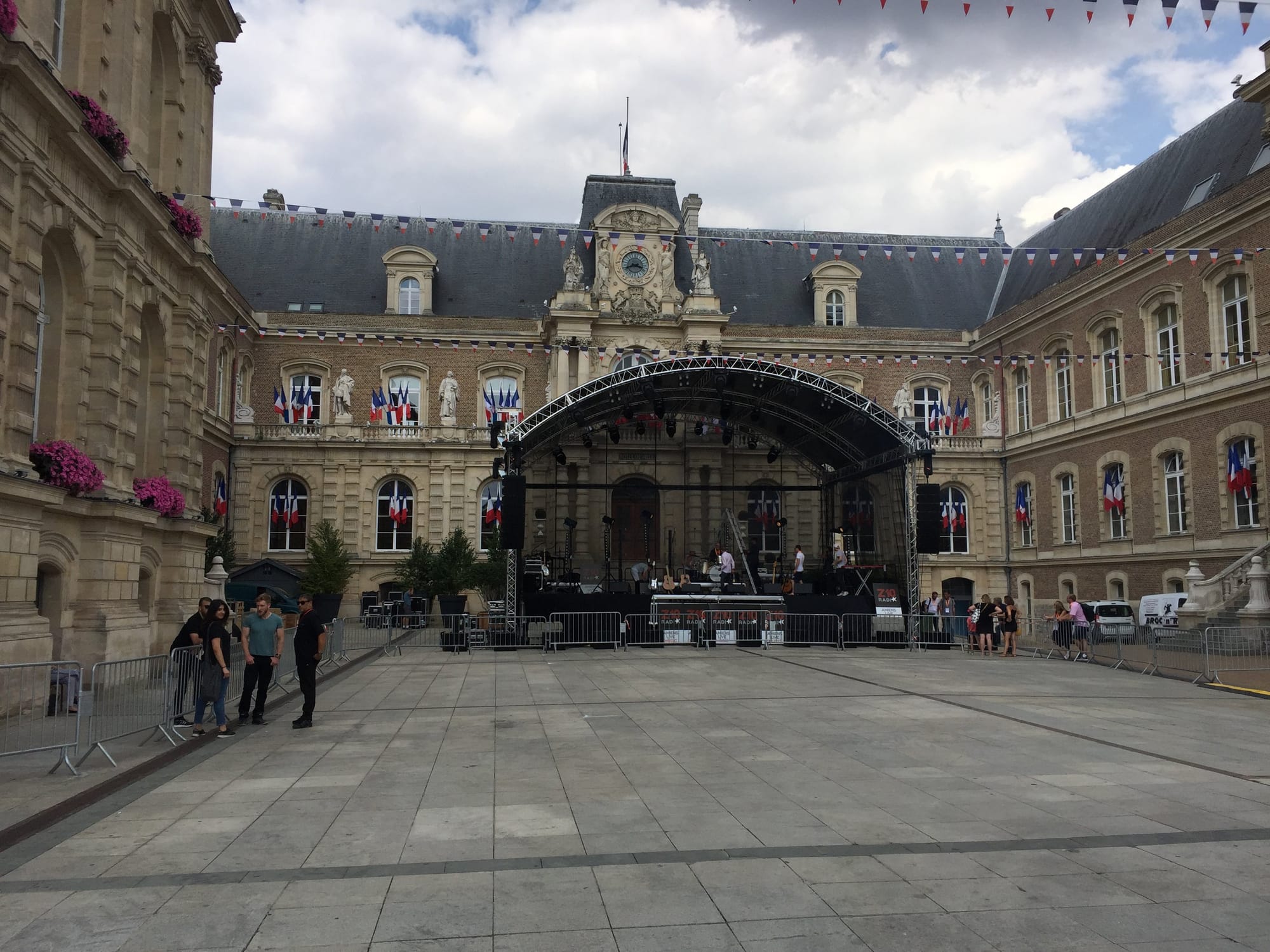 Concert stage in Amiens town square courtyard