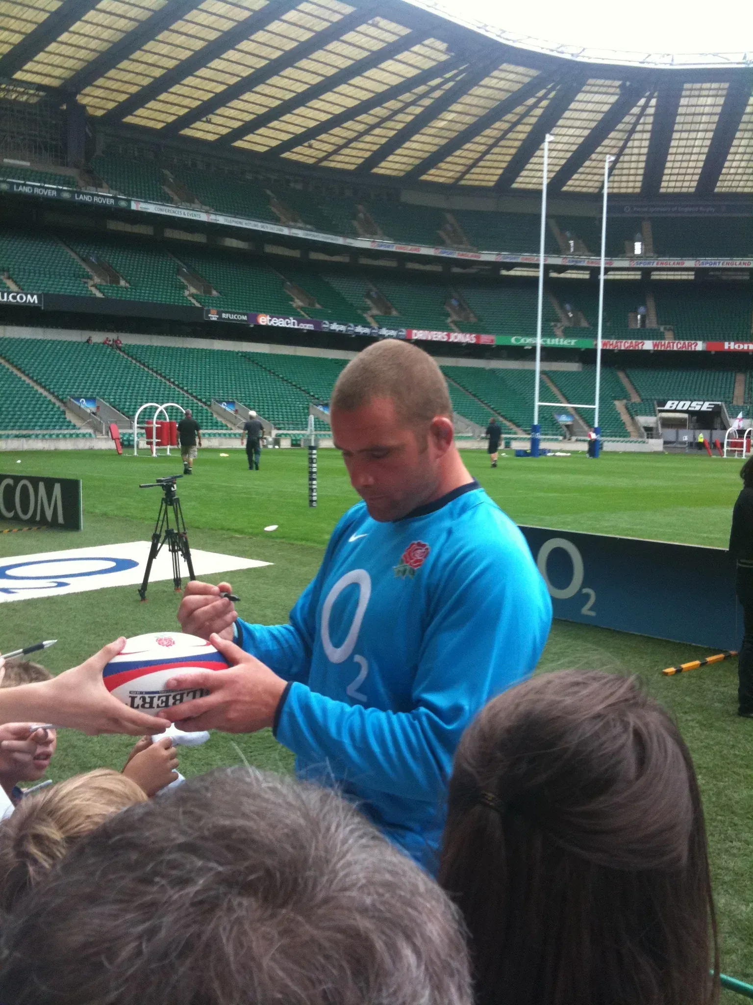 Phil Vickery 2009 08 12 2 Whitton twickenham england training