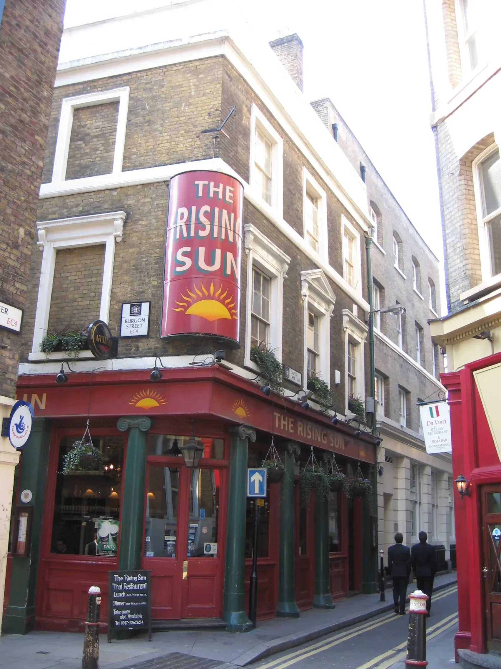 Rising Sun, Carter Lane (112944225)